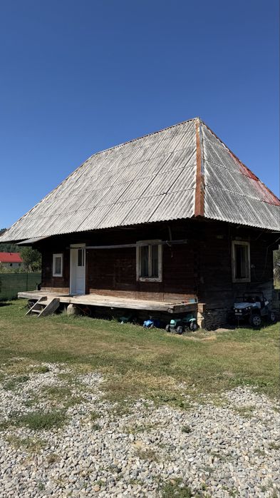 Casa veche de muzeu!