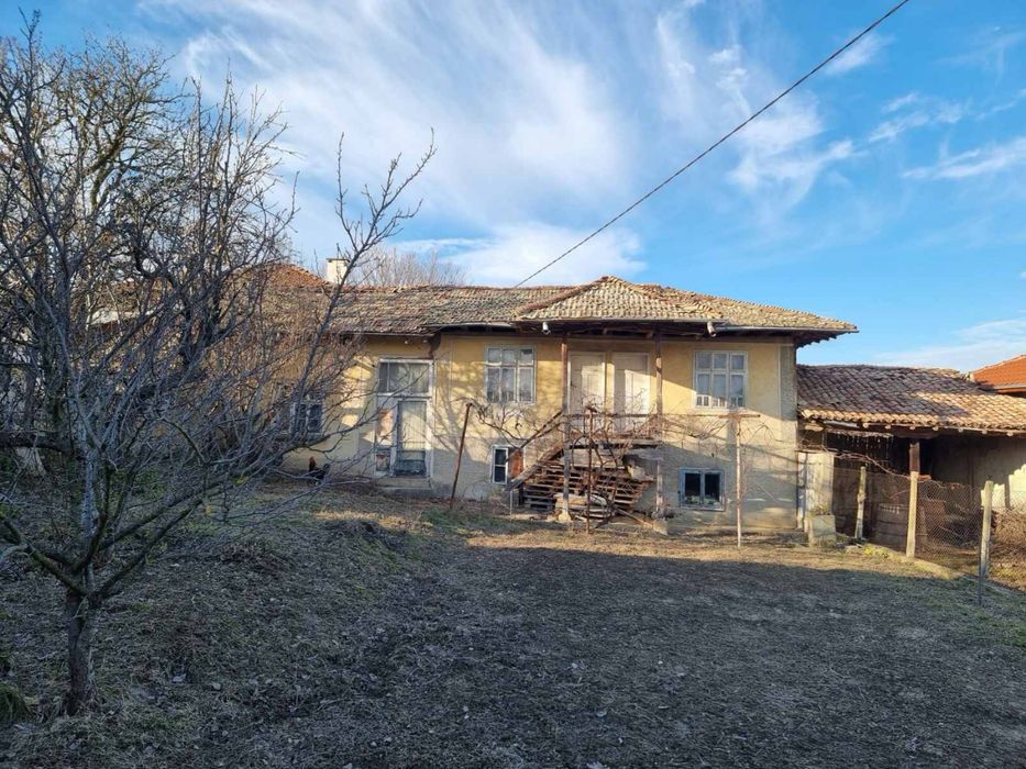 Продава се Къща в с. Ивански, Област Шумен - 941 кв.м за 29 €/кв.м - Снимка #5