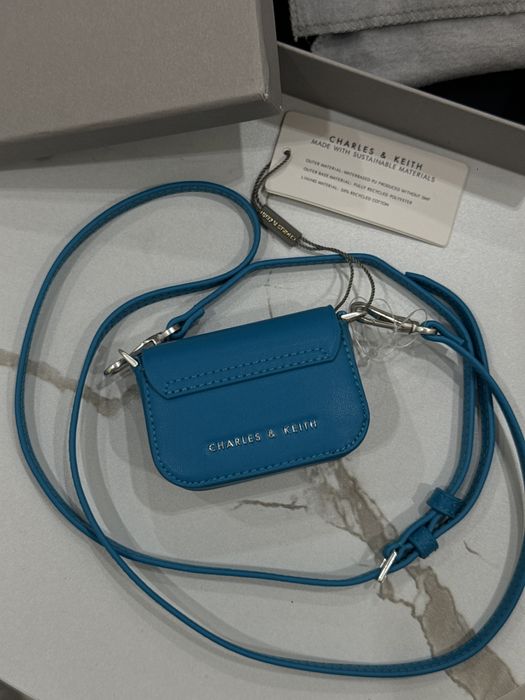 Мини сумочка Charles & Keith