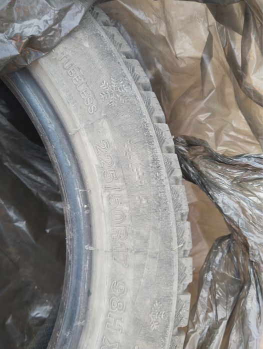 Продам зимние шины Ilink