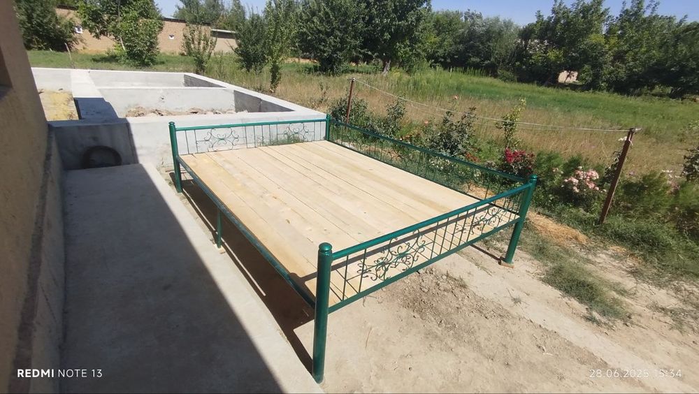Xarxil razmerdagi chorpiyalar