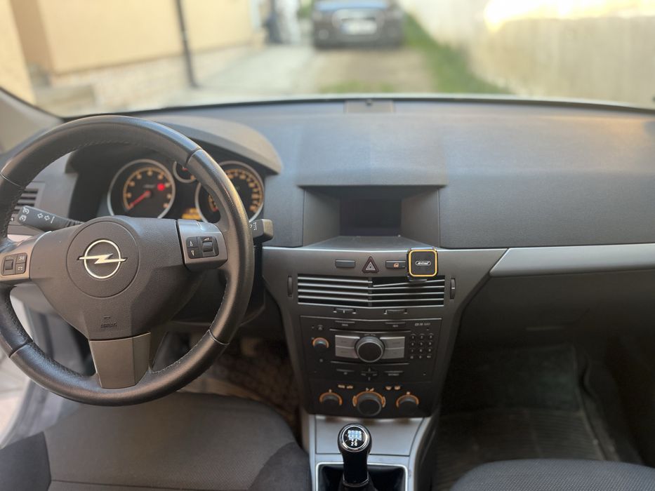Opel astra H 2005