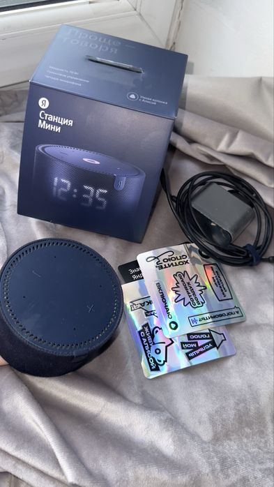 Умная колонка Алиса