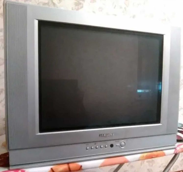 LED ЖК телевизор Samsung