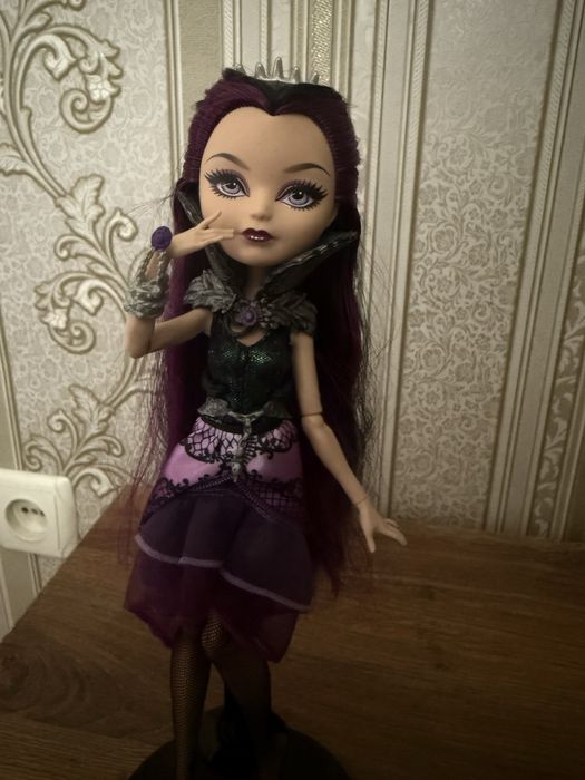 кукла рейвен квин