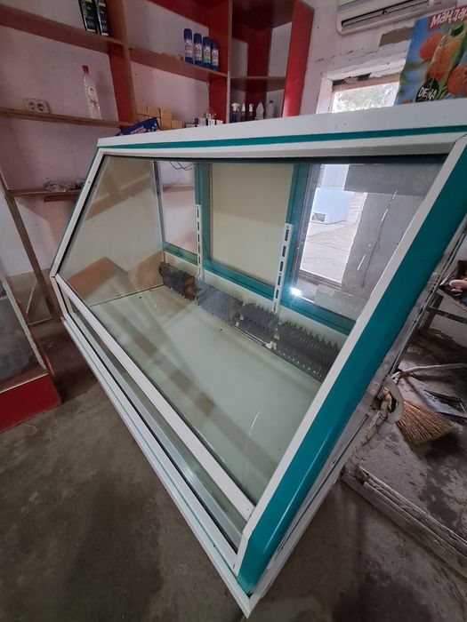 Витрина для магазин