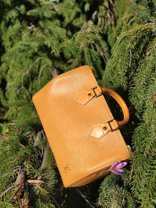 Louis Vuitton Speedy 25 – Epi Leather – galben – original – ca nouă