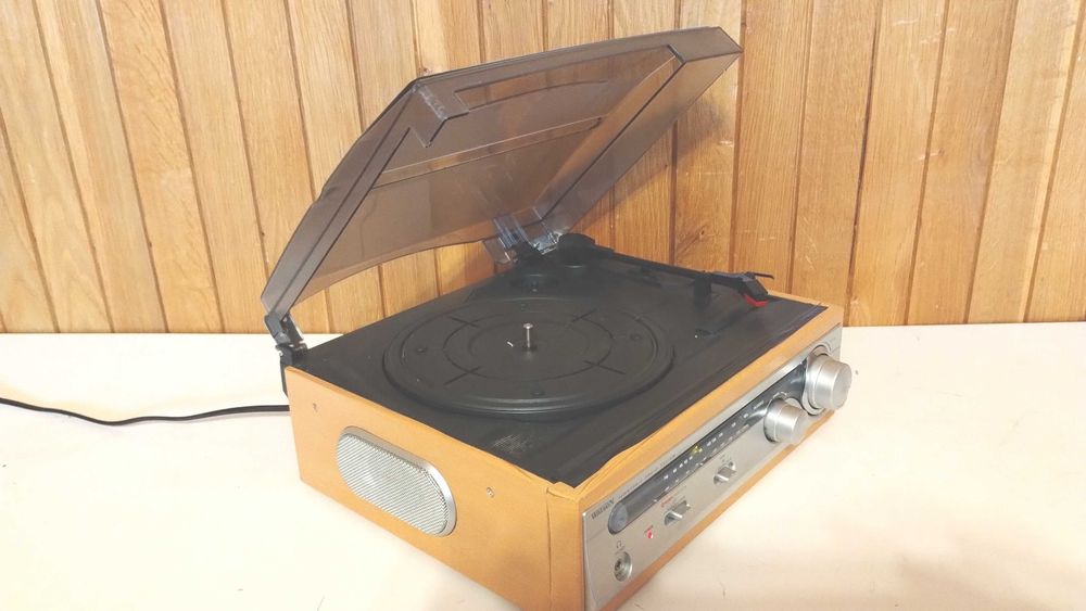 pickup Watson ph7000 si difuzoare incorporate si radio