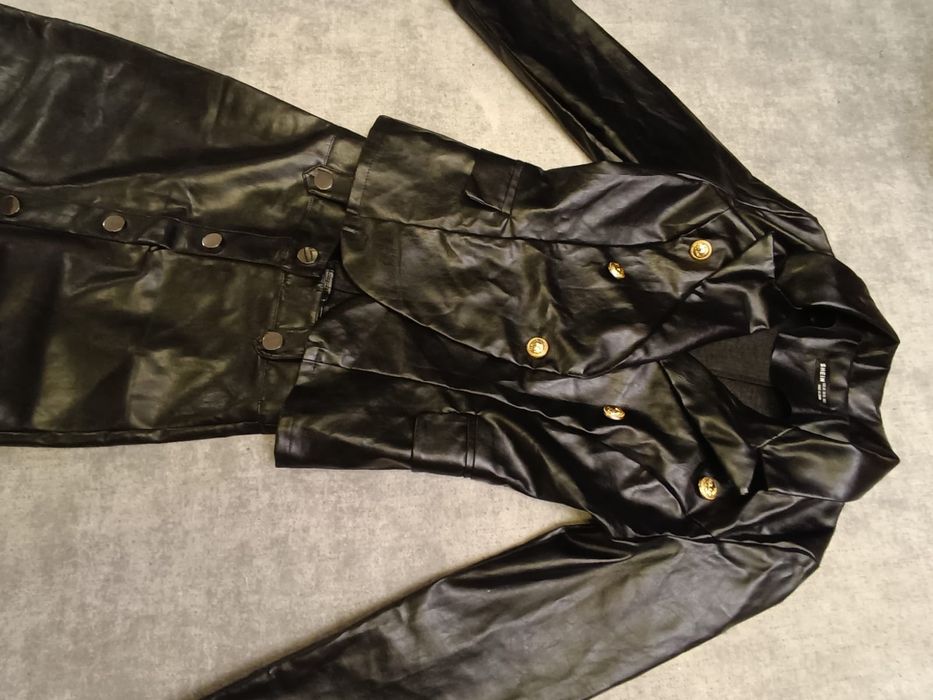 Vand Geaca +Fusta  Imitatie piele XS-S