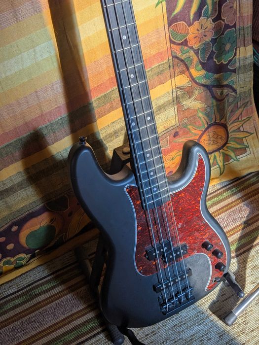 Бас китара Harley Benton PJ-4 SBK Deluxe Series