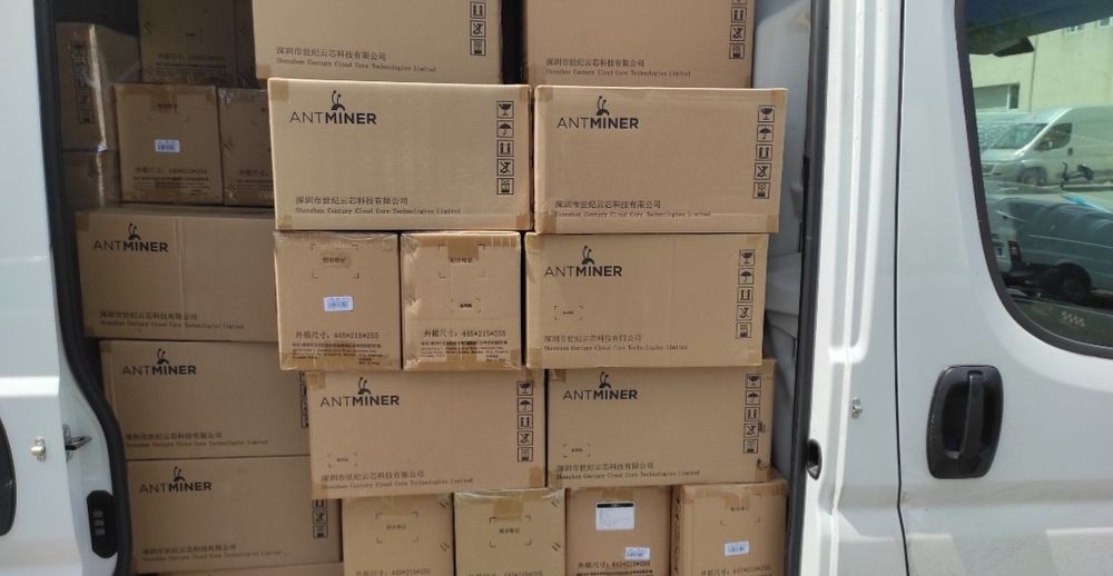 Bitmain Antminer S9-14Th-Нови-Налични