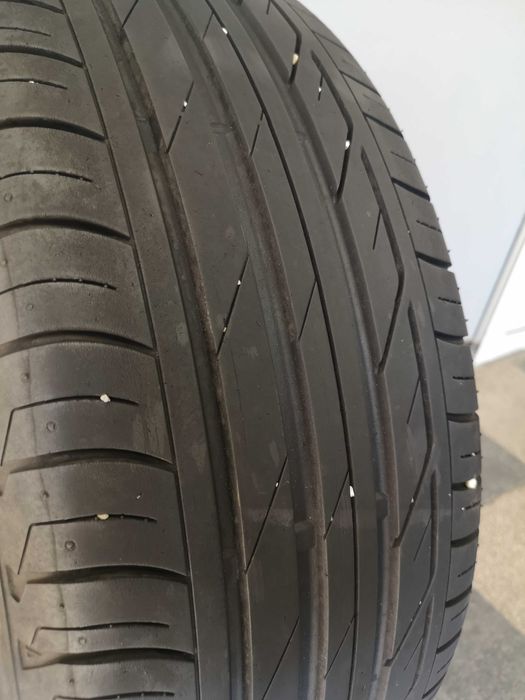 2бр 225/50/18 BRIDGESTONE 7мм грайфер дот:20г ***