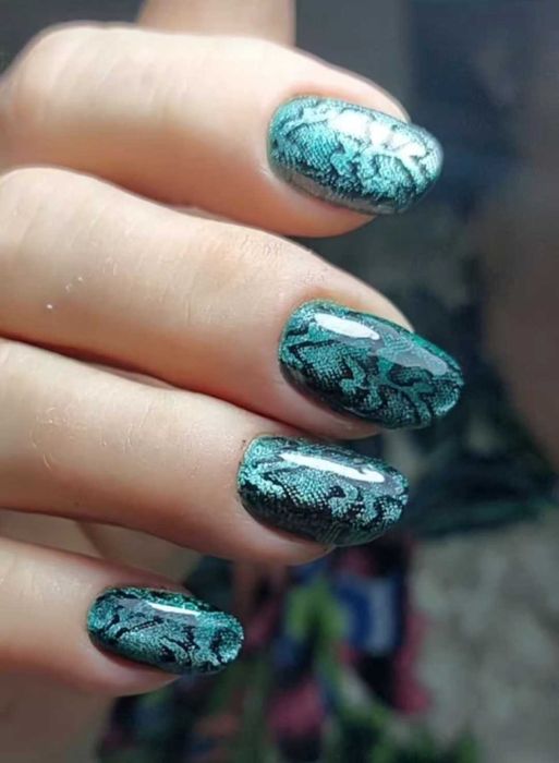 Маникюр наращивание