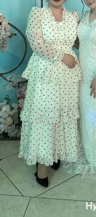 Қыздарға әдемі көйлек сатылады!