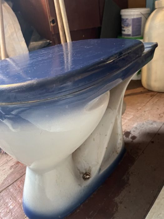 Продам унитаз Б/У