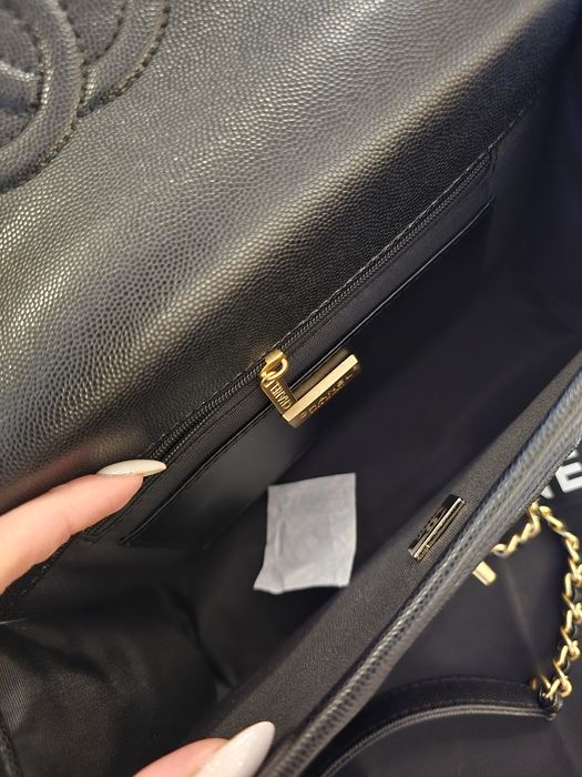 Налична чанта Chanel 25B Clover