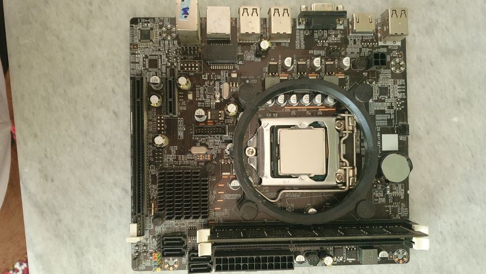 Материнская плата в сборе i5