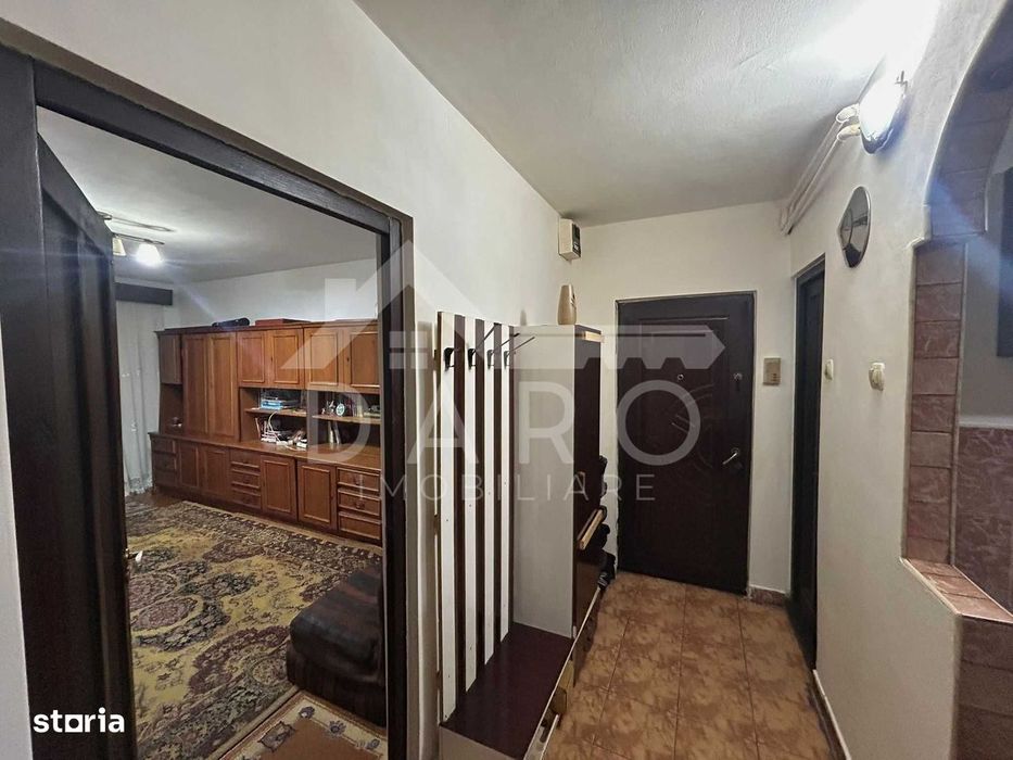 Vând apartament cu 3 camere