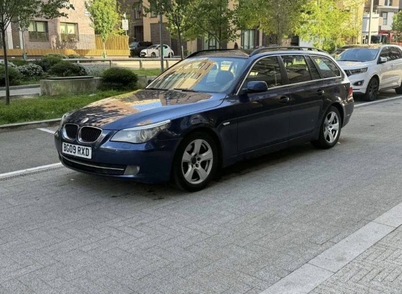 2009 BMW EDITION 520 D volan dreapta , uk