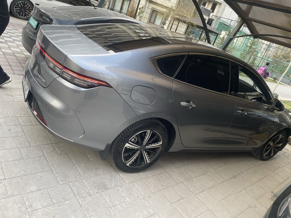 Byd chazor 120 km gibrid