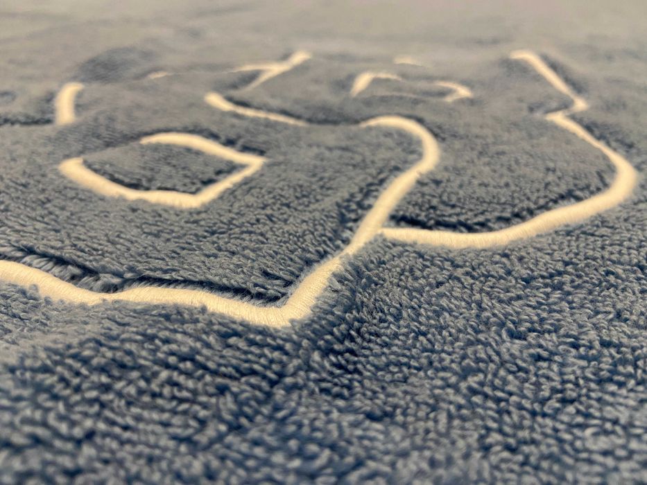 Оригинална плажна кърпа HUGO BOSS 100см/150см, синя