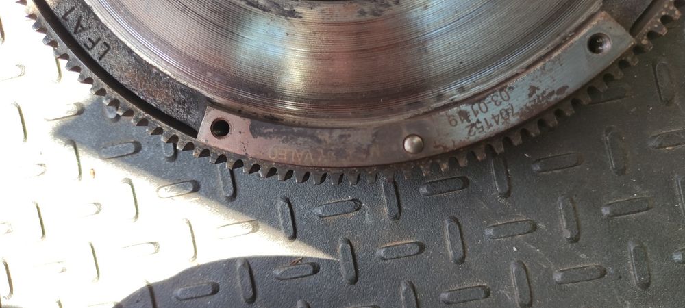 Съединител с Маховик Passat B7 / ПАСАТ Б7