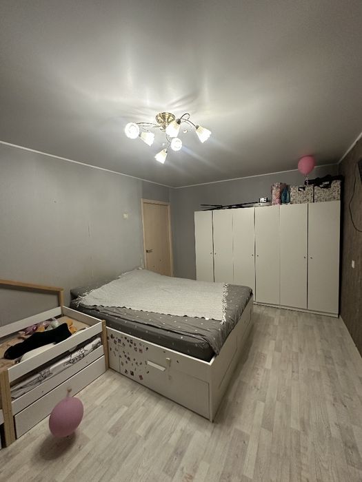 Продам 1ком в 6 мкр Сандригайло 51