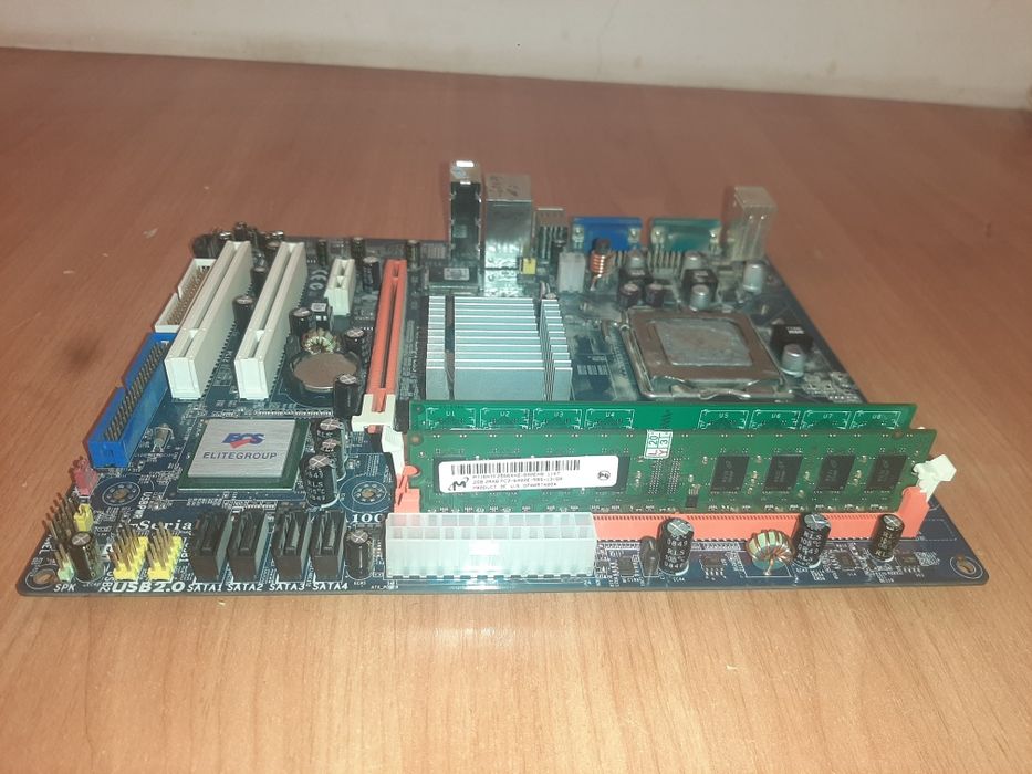Продам материнскую плату
