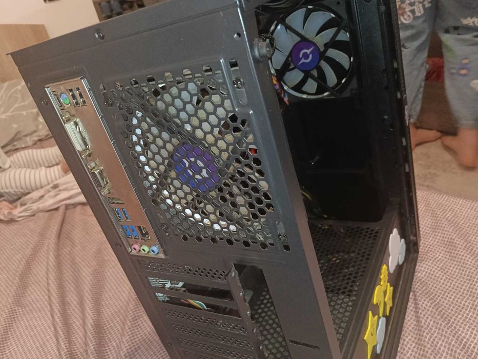 Vând 2 kituri PC placa de baza+ procesor