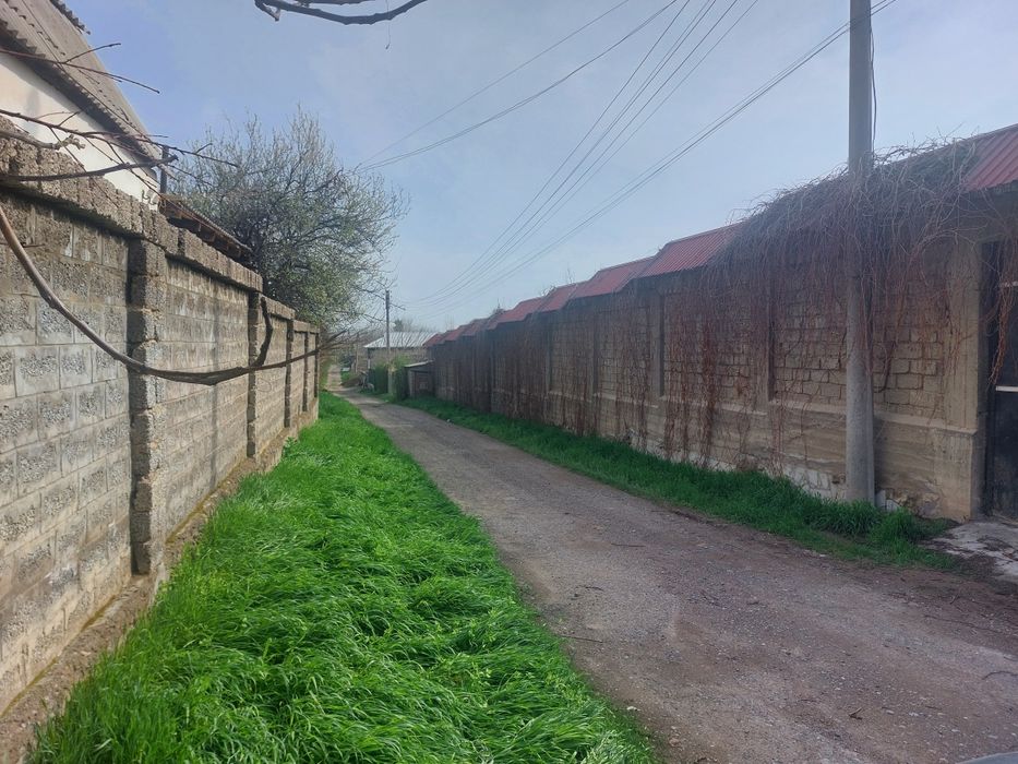 Продается дача 13.5 соток (2 участка) 25 км от Рохата, 5 км до Паркент