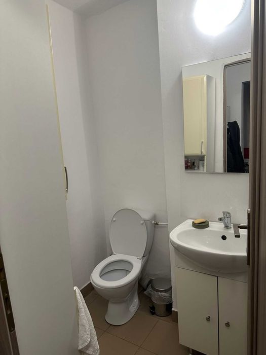 Inchiriere apartament nedecomandat 3 camere 2 bai 2 balcoane 73mp