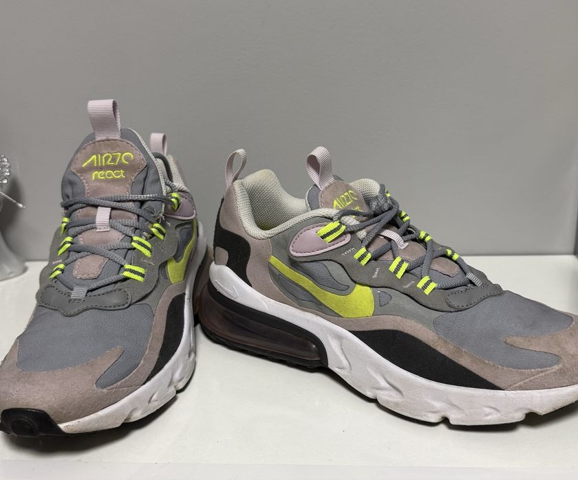 Nike Air Max 270 React