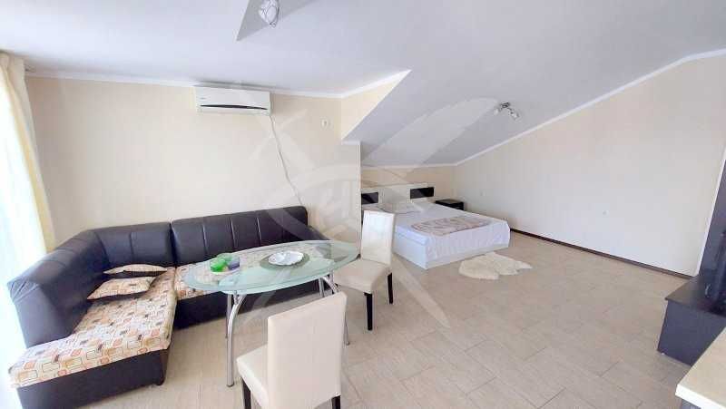 Продава се Едностаен апартамент в Несебър - 60 кв.м за 867 €/кв.м - Снимка #4