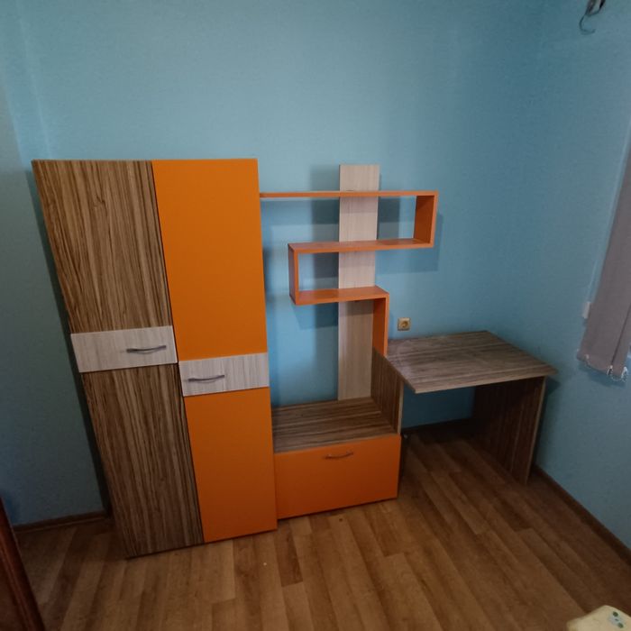 Спален комплект секция с гардероб, легло и матрак