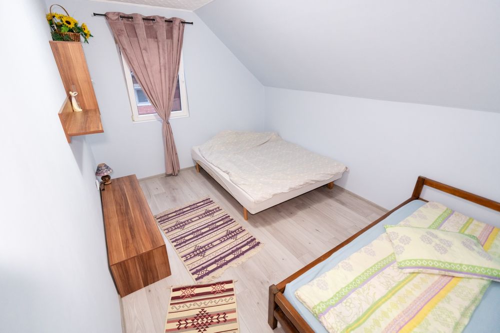 Cabană de închiriat cu jacuzz