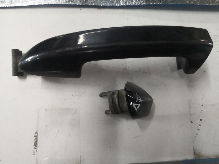 Maner Usa Dreapta Fata Volkswagen Passat (3C2) [ 2005 - 2010 ] Oem 3C0837210