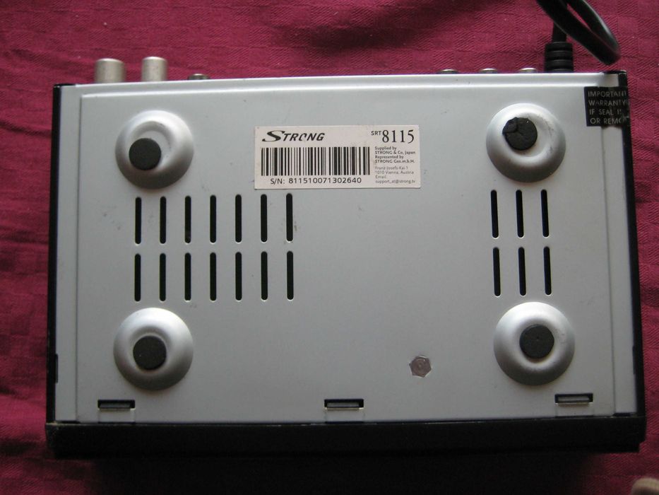 Продавам цифров декодер STRONG SRT 8115