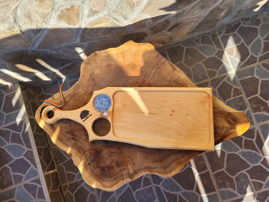 Platourii cu sosiere și rasina epoxy