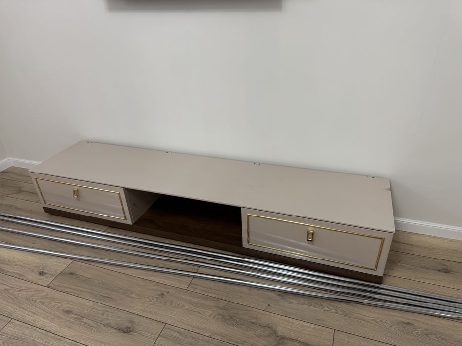 тумба под телевизор