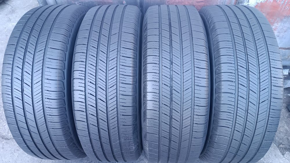 225/65/17 Michelin