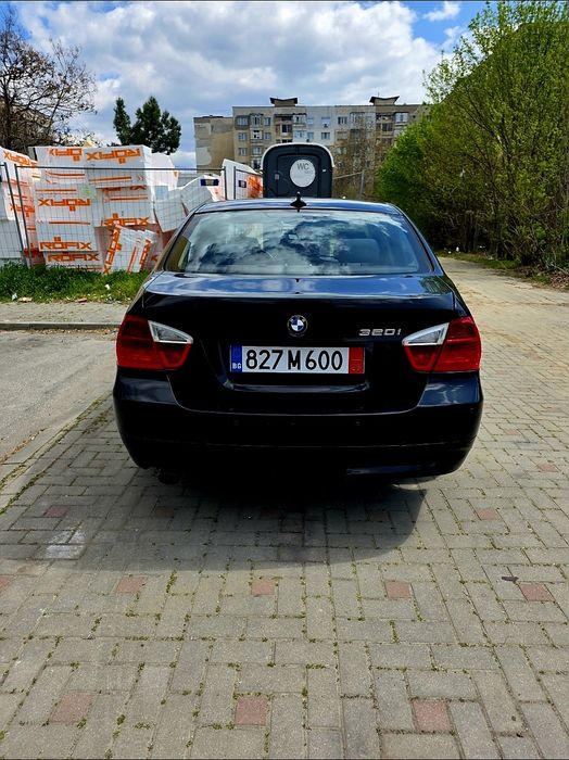 BMW 320i 6 скорости
