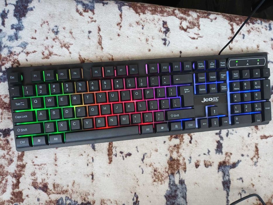 ТОП ЦЕНА!! Светеща Геймърска Клавиатура JEDEL K590 ,Гейминг Клавиатура
