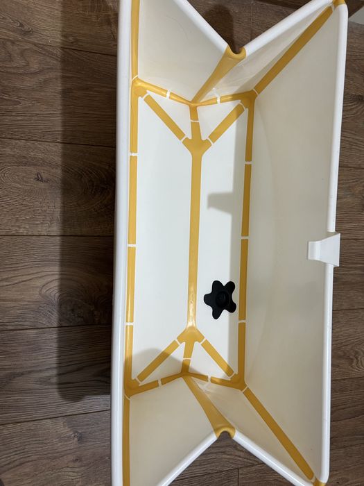 Сгъваема преносима ваничка за бебе Stokke