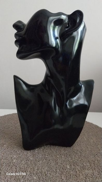 Decoratiune din ceramic