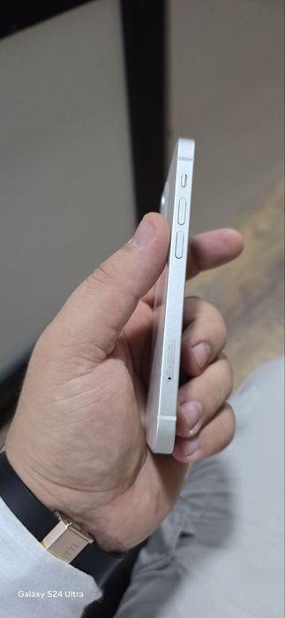 Iphone 12mini ochilmagan ideal