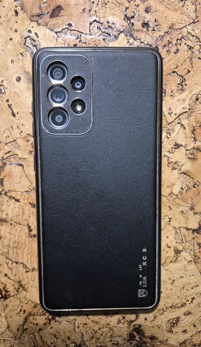 Samsung Galaxy A52  256 ГБ.