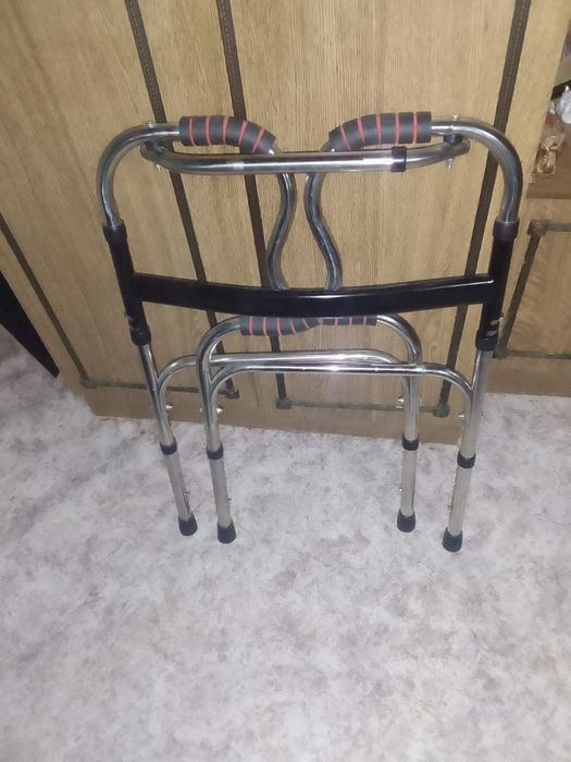 Ходунки для взрослых