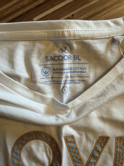 Tricou dama nou cu eticheta