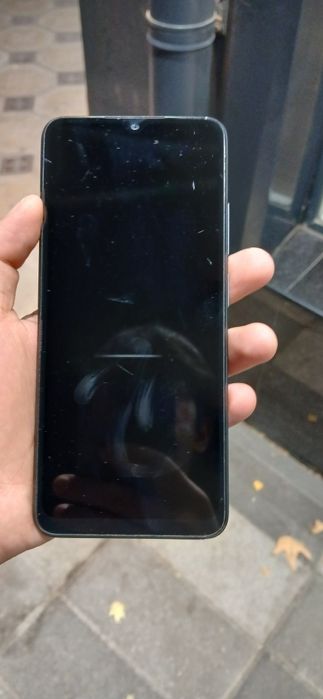 Redmi 12c 128/6 sotiladi