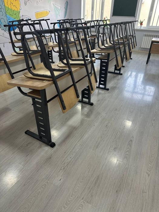 Школьные парты, одиночные и двойные